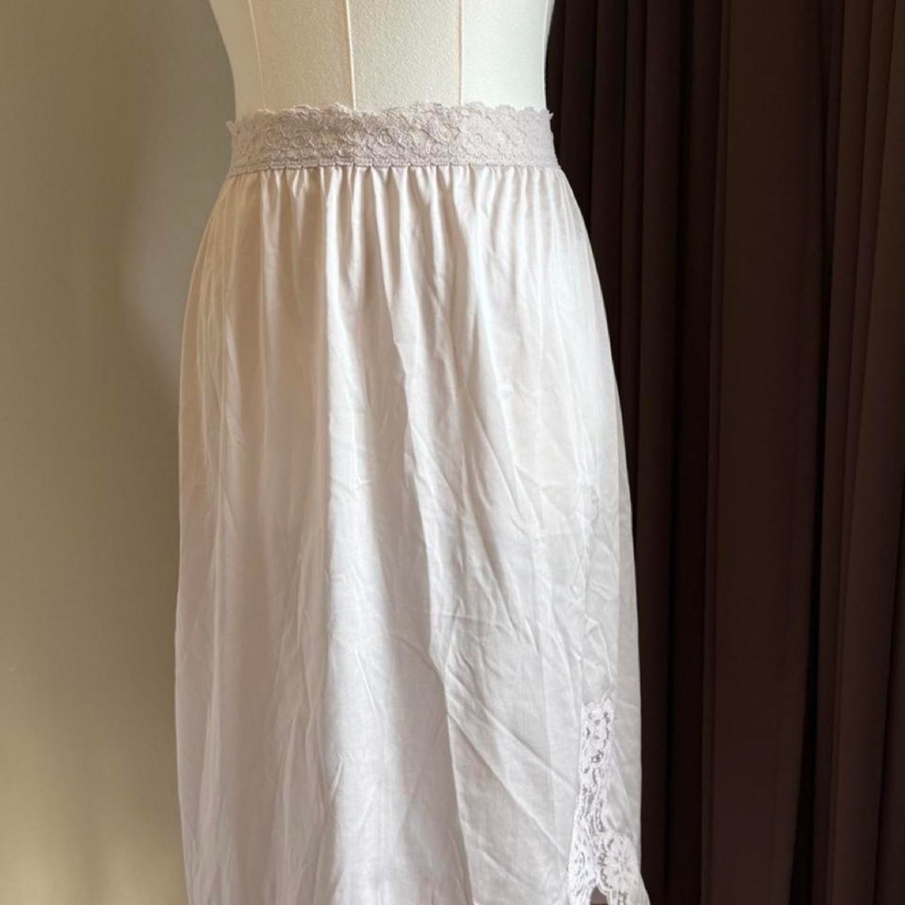 Vassarette White Lace Slip Skirt Side Slit Coquette Fairycore Vintage Size Med